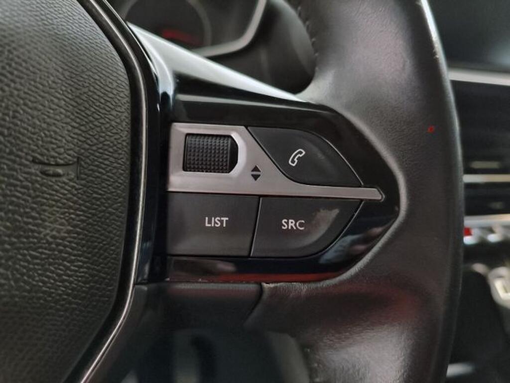 Peugeot 208 BlueHDi 73kW (100CV) Active Segunda mano