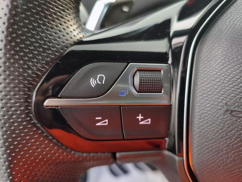 Peugeot 5008 2.0 BlueHDi 133kW S&S GT Pack EAT8 Segunda mano