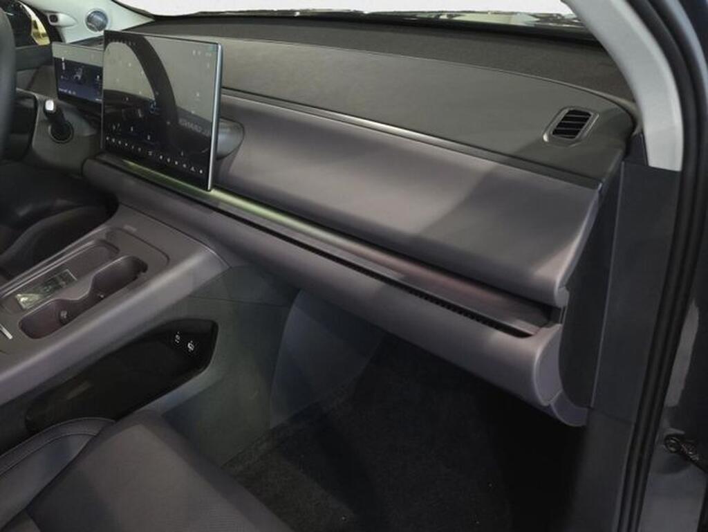 Leapmotor C10 C10 REEV 28.4 kWh Design REEV Hybrid A Km0