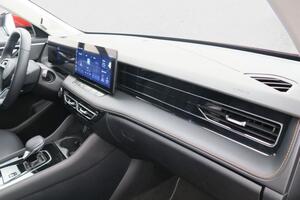 MG HS 1.5T PLUG IN HYBRID LUXURY 14
