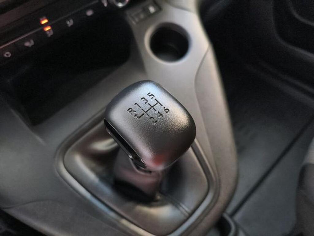Peugeot Partner FURGON 1.5 BLUEHDI 100 STANDARD 4P 600KG Segunda mano
