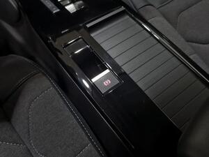 Citroën C4 PureTech 130 S&S EAT8 Feel Pack 27
