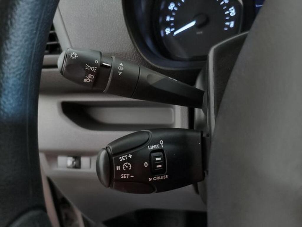 Peugeot Expert FURGON 1.5 BLUEHDI 120 S&S STANDARD PRO 4P 11