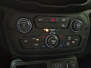 Jeep Renegade eHybrid Altitude 1.5 MHEV 130hp Dct Fwd 29