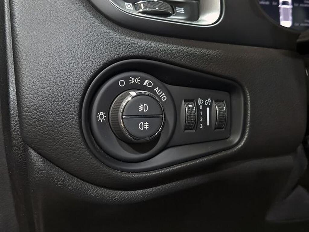 Jeep Renegade eHybrid Altitude 1.5 MHEV 130hp Dct Fwd Segunda mano