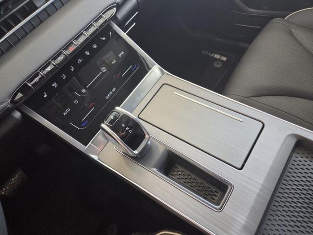 Ebro S400 1.5 DHE HEV Excellence CVT Km0