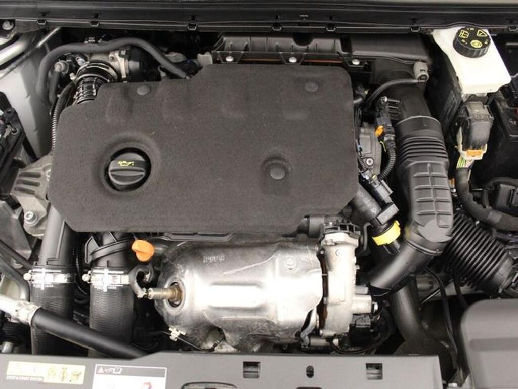 Peugeot 308 5p Allure 1.5 BlueHDi 96KW (130CV) Segunda mano