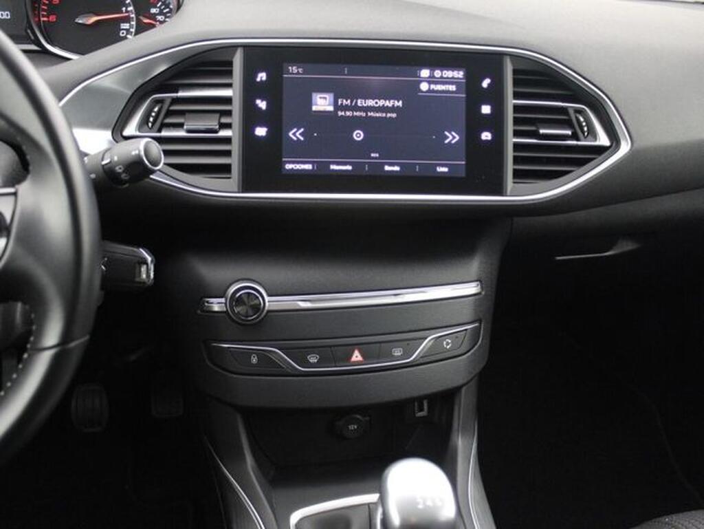Peugeot 308 5p Allure 1.5 BlueHDi 96KW (130CV) Segunda mano