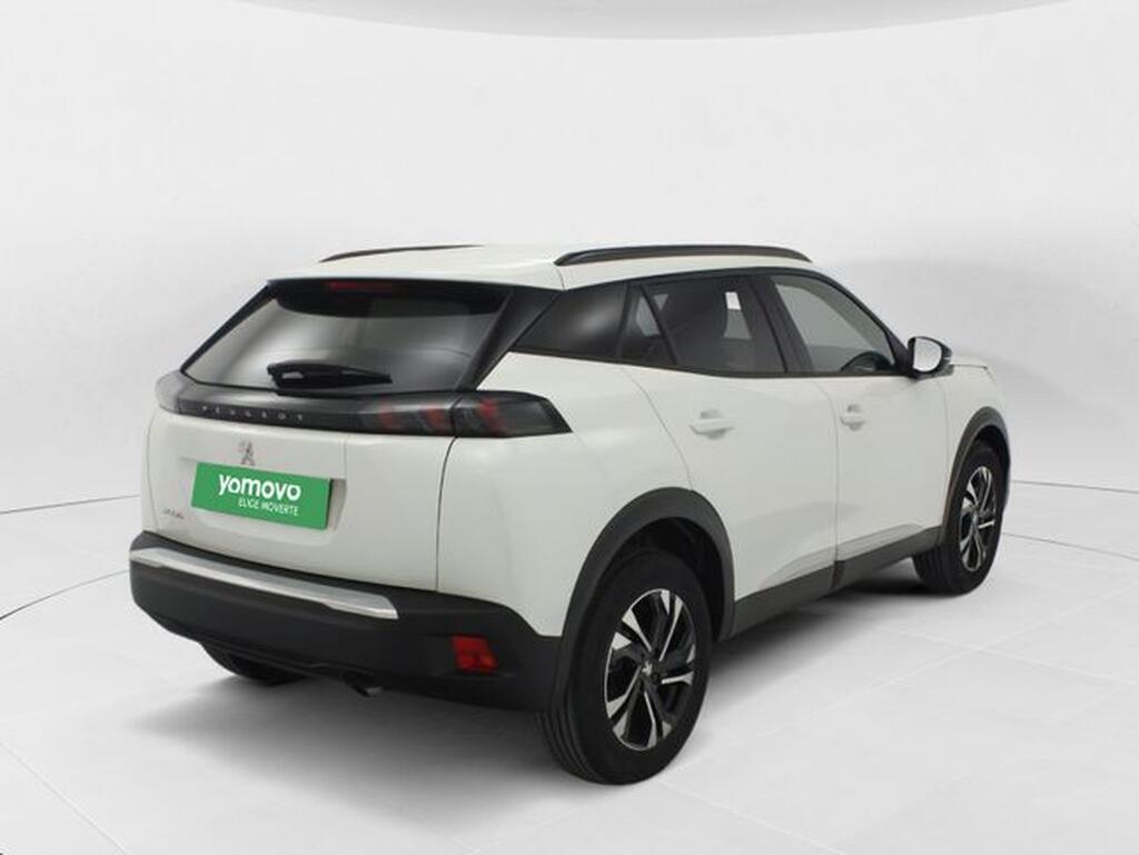 Peugeot 2008 Allure Pack Puretech 100 S&S 6 Vel. MAN Segunda mano