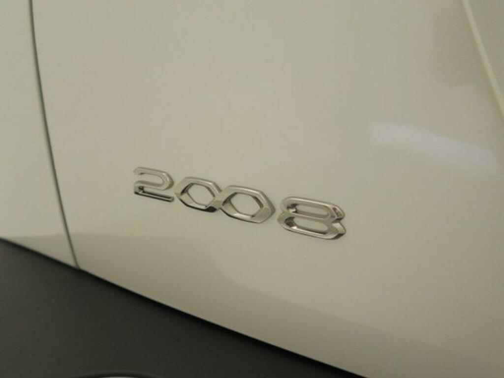 Peugeot 2008 Allure Pack Puretech 100 S&S 6 Vel. MAN Segunda mano