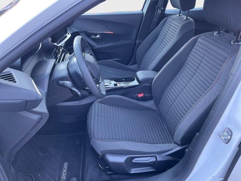 Peugeot 2008 Eléctrico Active Pack 136 (100kW) Segunda mano