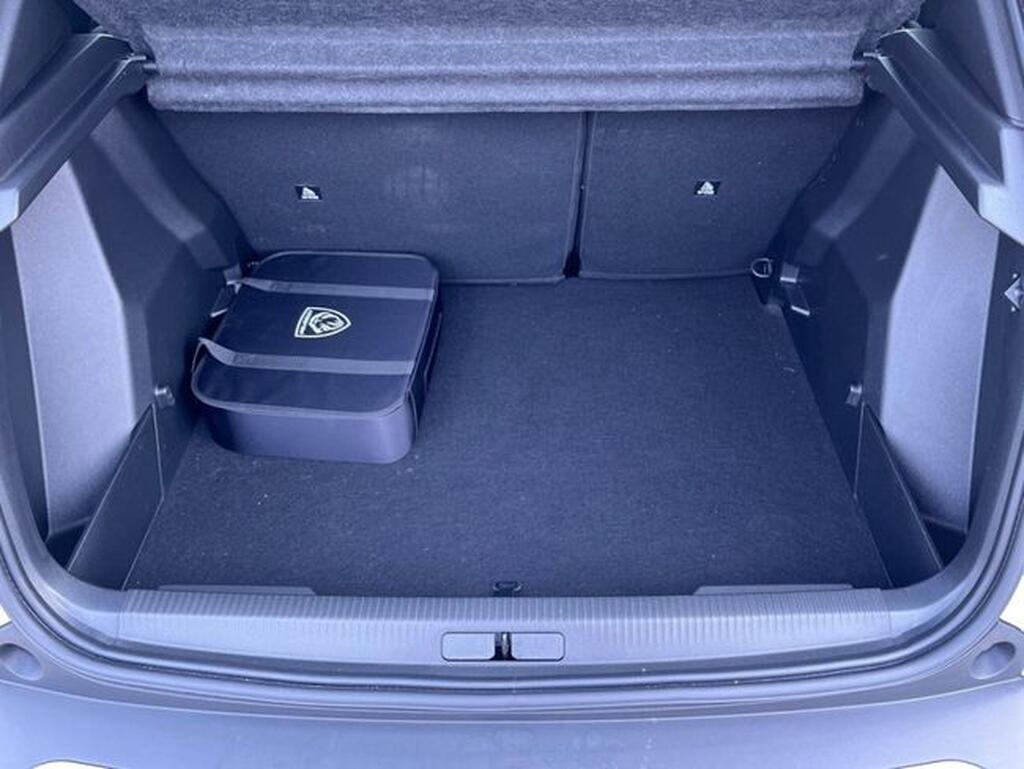 Peugeot 2008 Eléctrico Active Pack 136 (100kW) Segunda mano