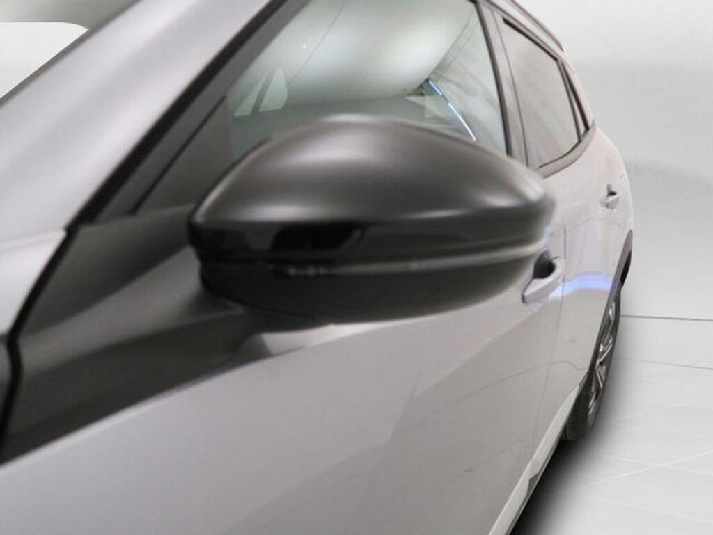Peugeot 2008 Allure Pack Puretech 100 S&S 6 Vel. MAN Segunda mano