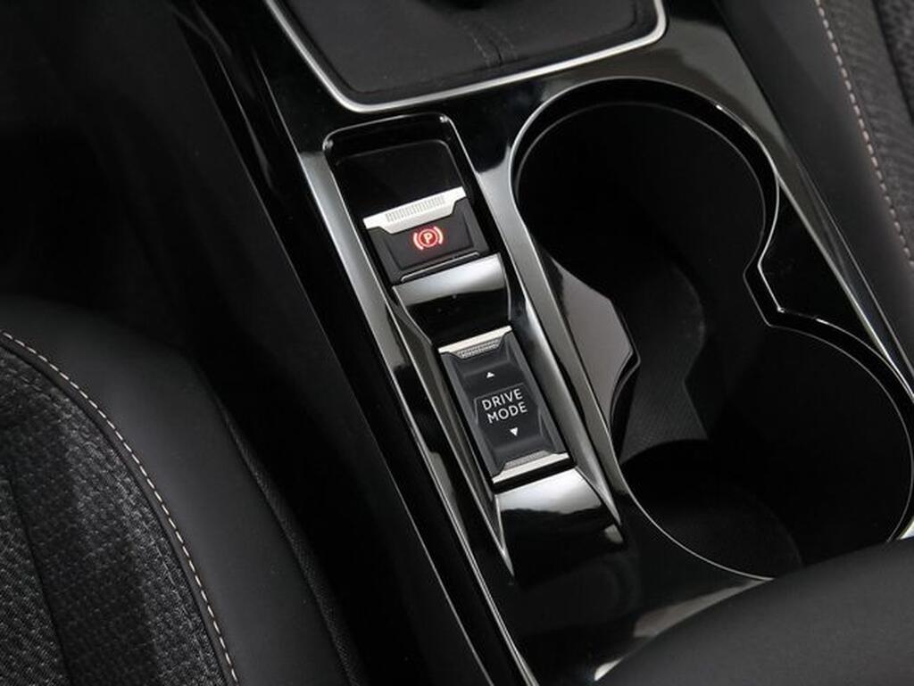 Peugeot 208 Allure Gasolina 100 S&S 6 Vel. MAN Segunda mano
