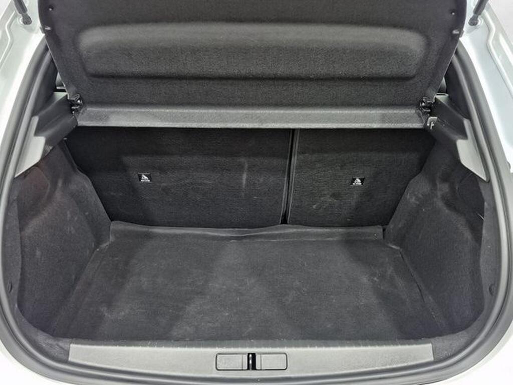 Peugeot 208 Style HYBRID 110 eDCS6 Segunda mano