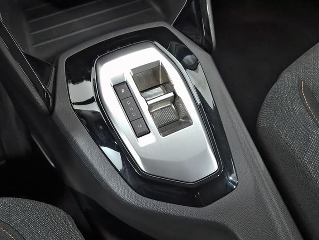 Peugeot 208 Style HYBRID 110 eDCS6 Segunda mano