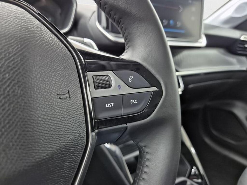Peugeot 208 Style HYBRID 110 eDCS6 Segunda mano