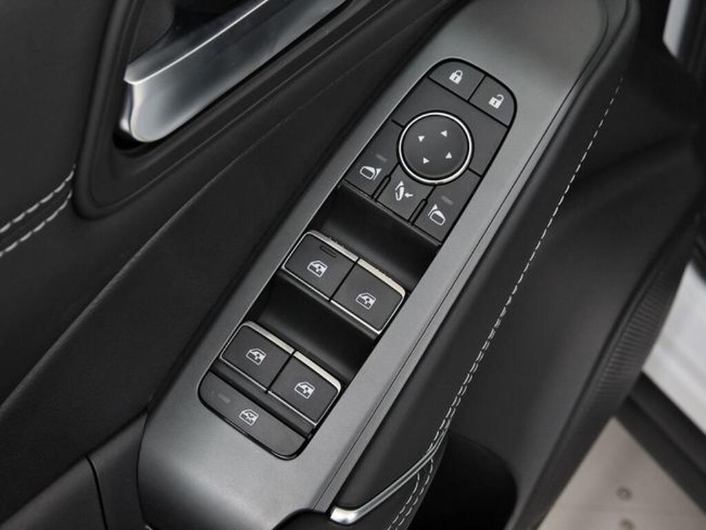 Nissan Qashqai DIG-T 103kW N-Connecta Segunda mano