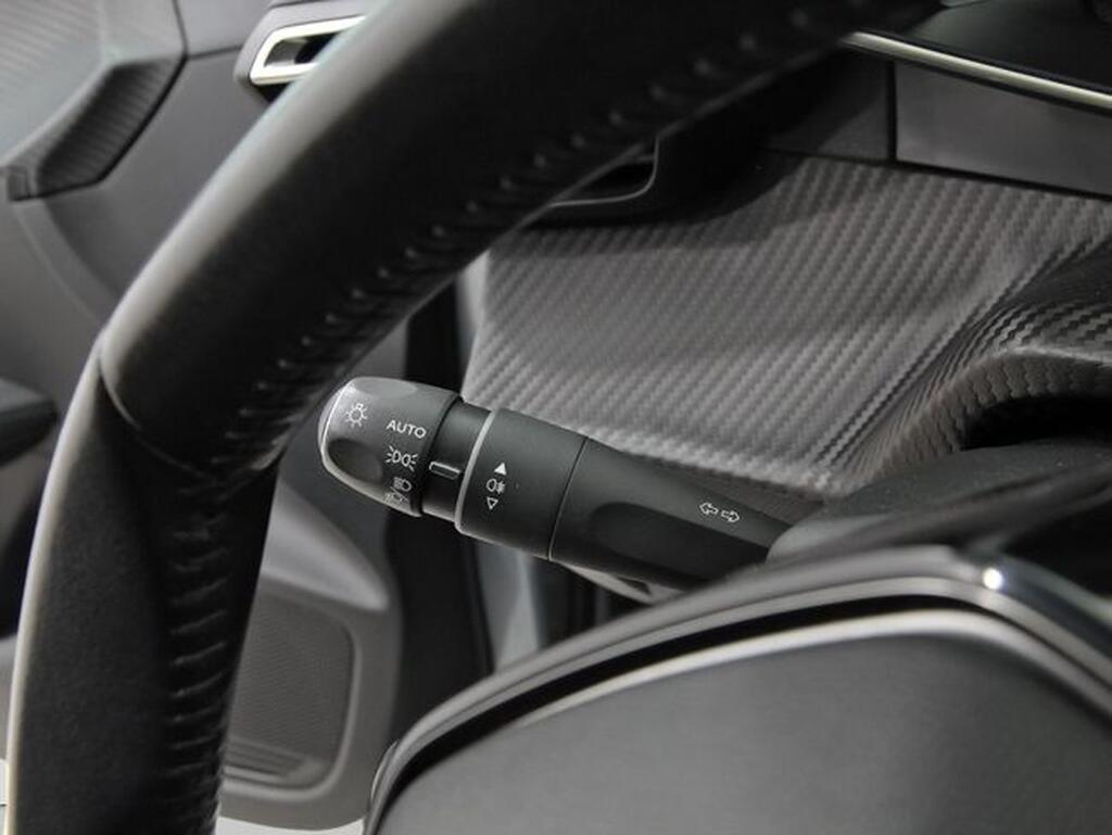 Peugeot 208 PureTech 73kW (100CV) Allure Segunda mano