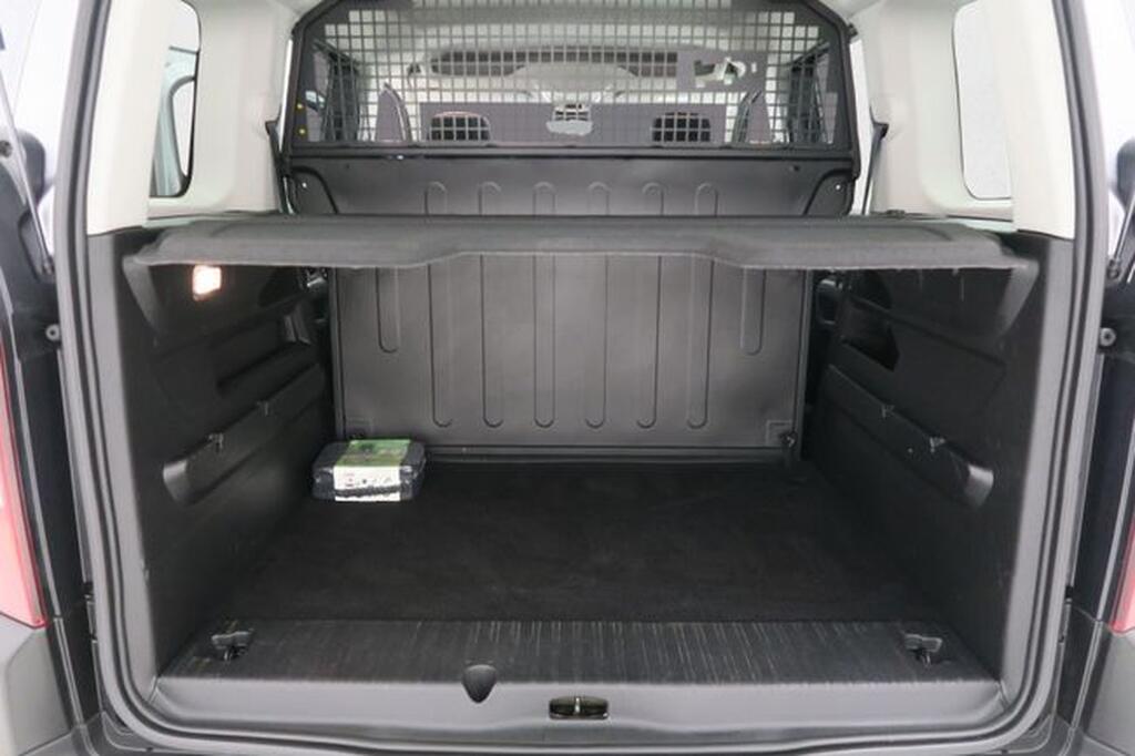 Peugeot Rifter 1.5 BLUEHDI 100CV ALLURE BUSINESS STD 4P Segunda mano