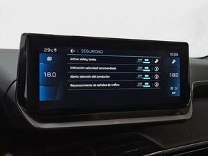 Peugeot 2008 1.2 PURETECH 130 S&S GT AUTO 5P 22