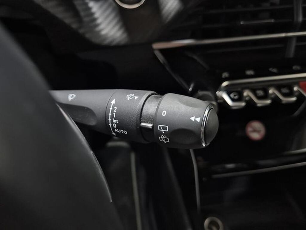 Peugeot 2008 GT Puretech 130 S&S EAT8 Segunda mano