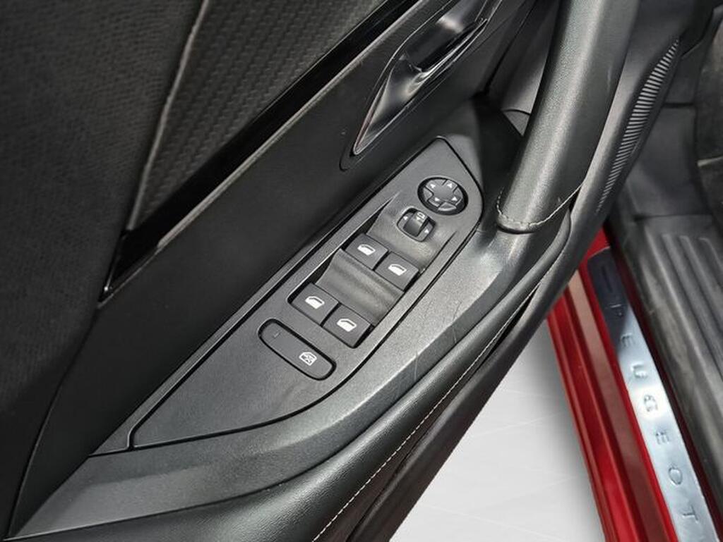 Peugeot 2008 GT Puretech 130 S&S EAT8 Segunda mano
