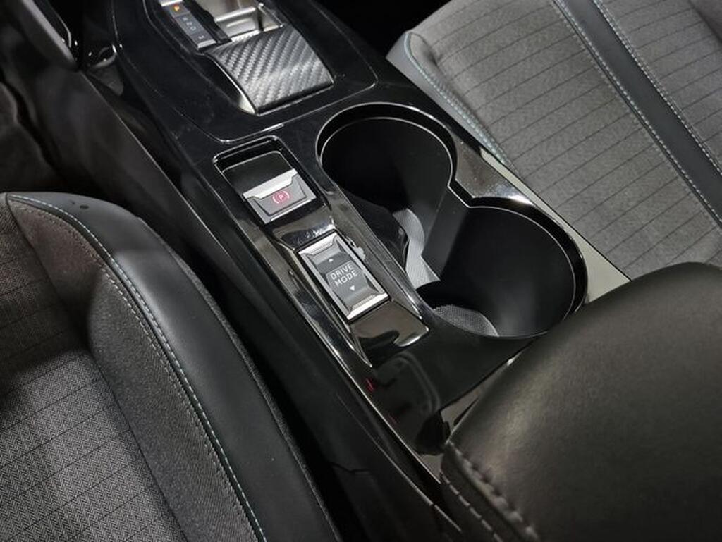 Peugeot 208 PureTech 73kW (100CV) EAT8 Allure Pack Segunda mano