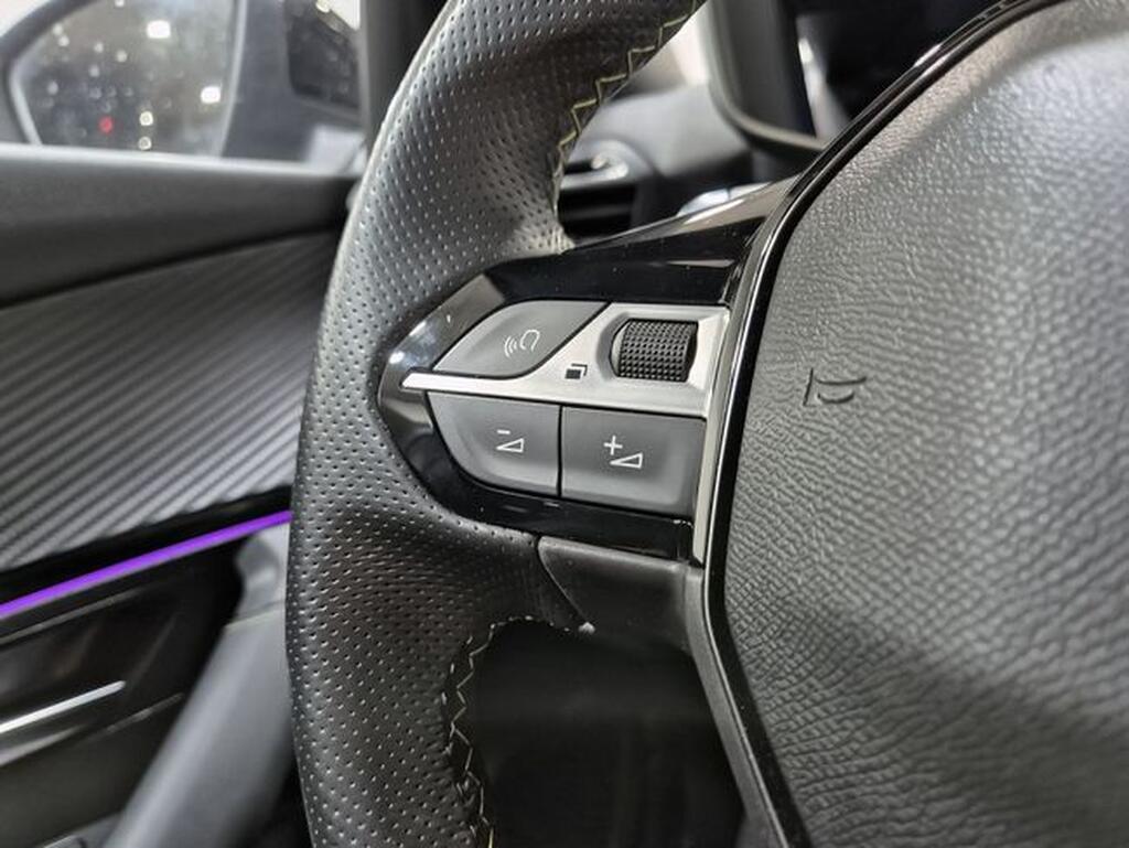 Peugeot 2008 GT Puretech 130 S&S EAT8 Segunda mano