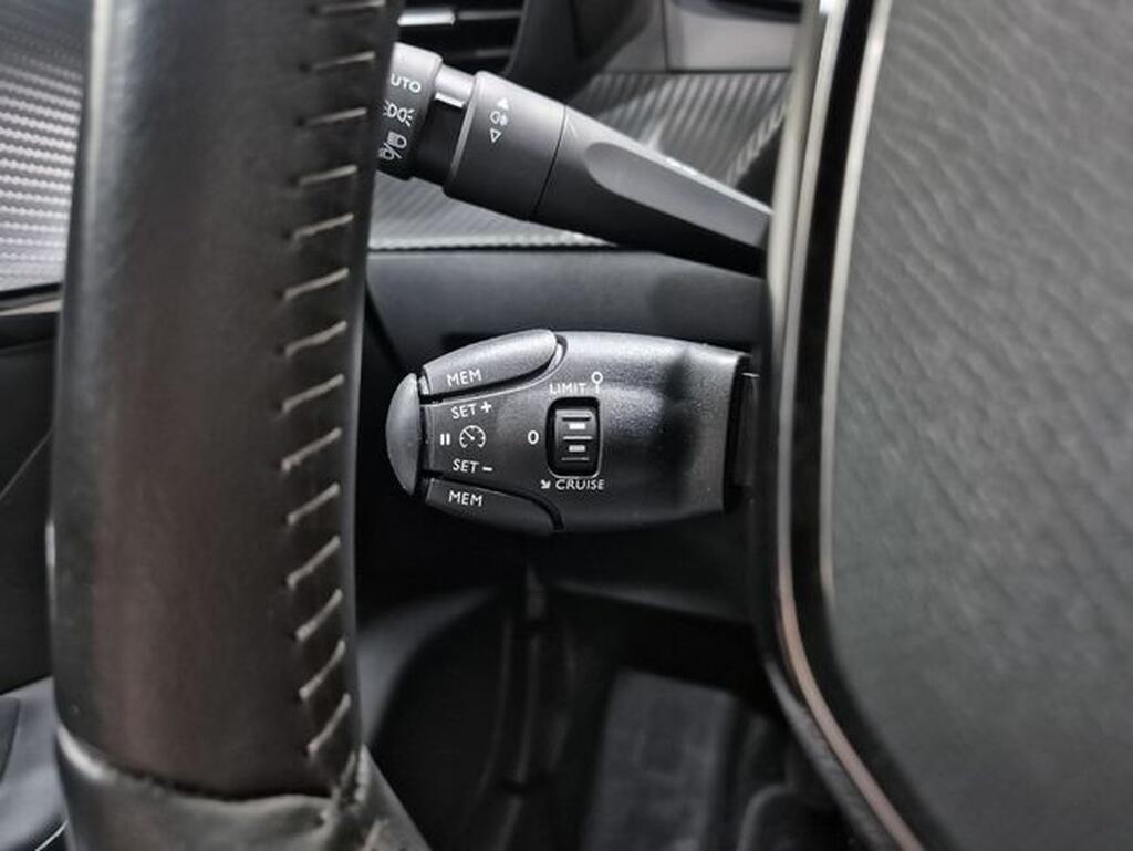 Peugeot 208 PureTech 73kW (100CV) Allure Segunda mano