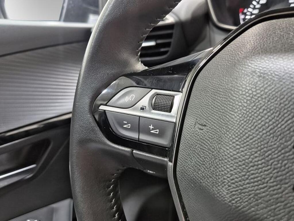 Peugeot 208 PureTech 73kW (100CV) Allure Segunda mano