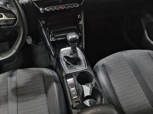 Peugeot 208 1.2 PURETECH 100 ALLURE 5P 28