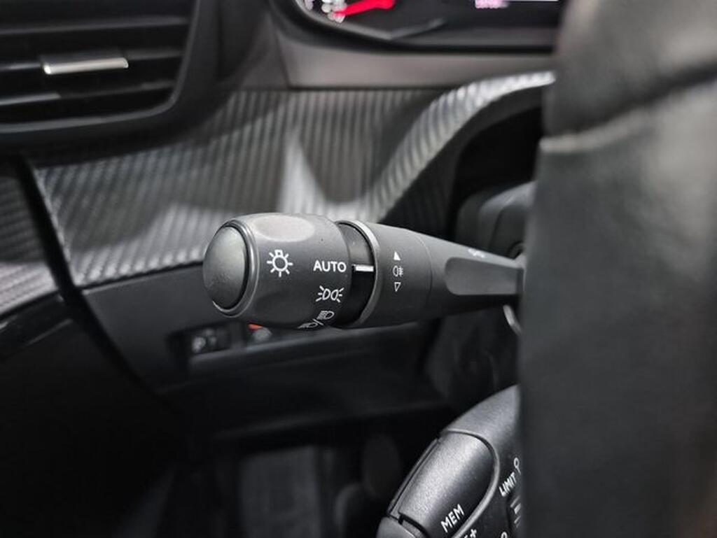 Peugeot 208 PureTech 73kW (100CV) Allure Segunda mano