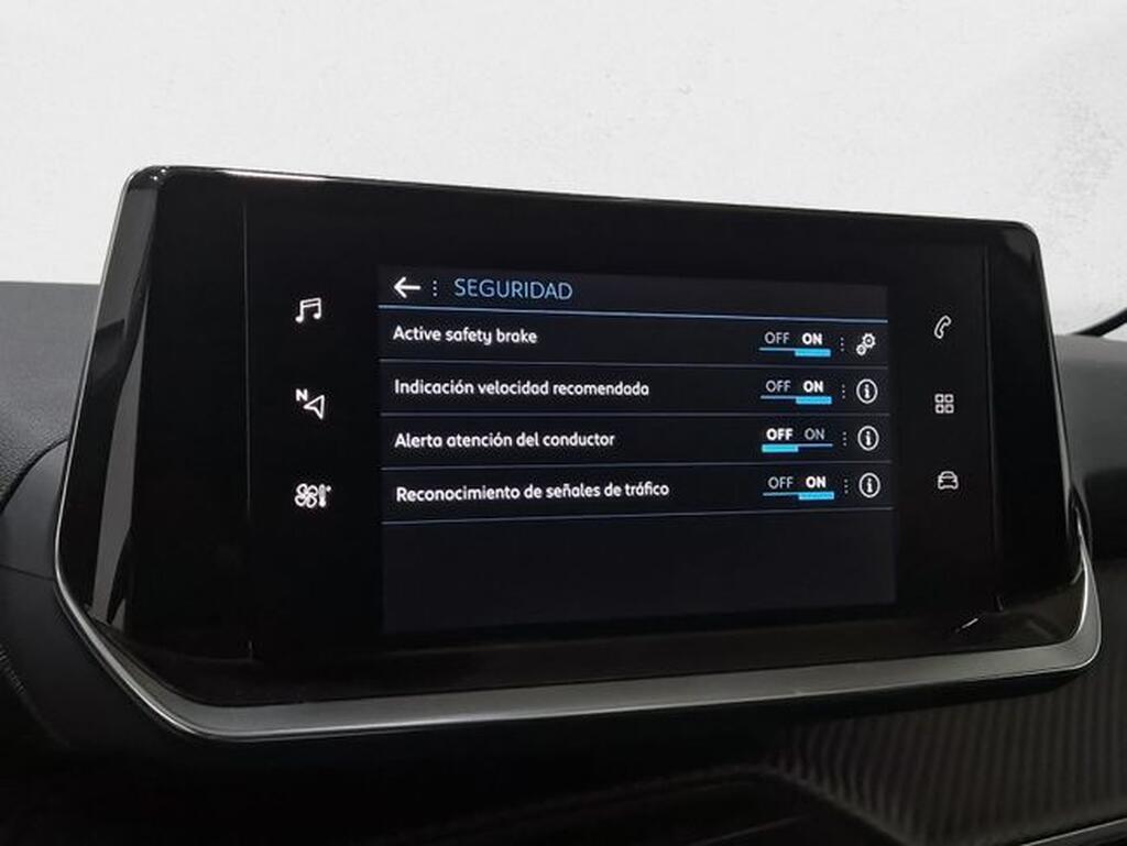 Peugeot 208 PureTech 73kW (100CV) Allure Segunda mano