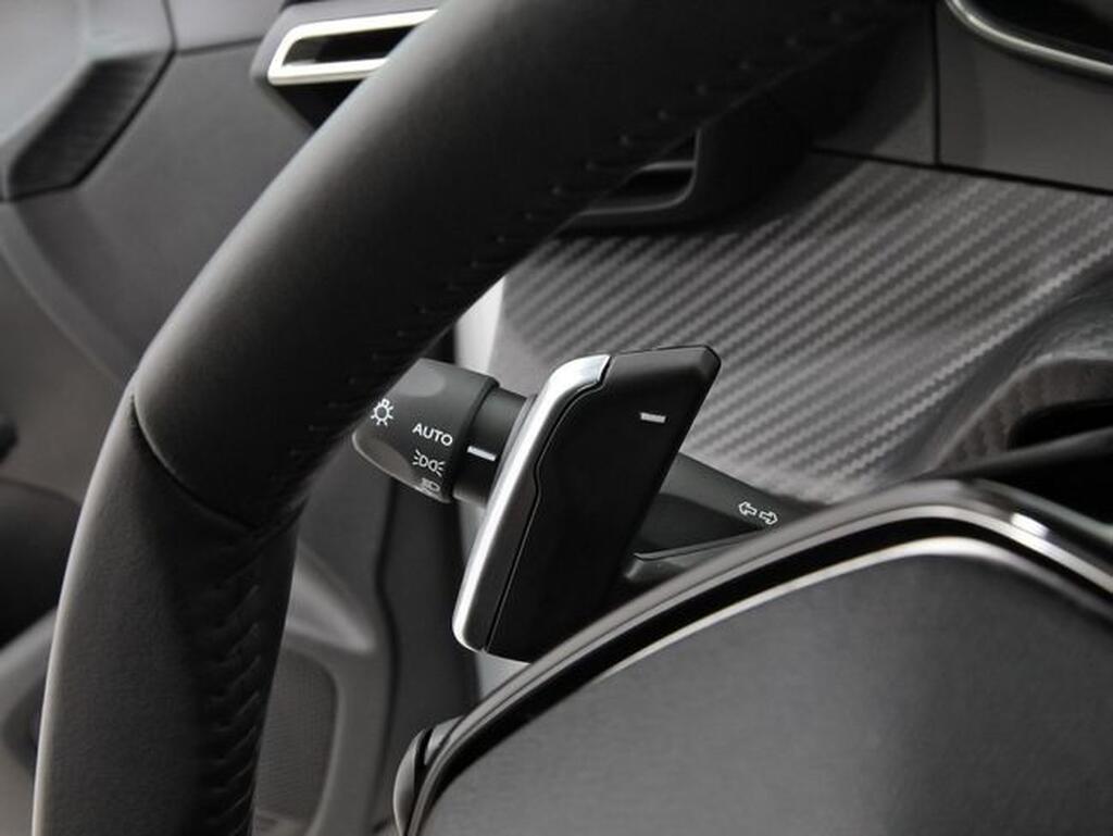 Peugeot 208 Style HYBRID 110 eDCS6 16