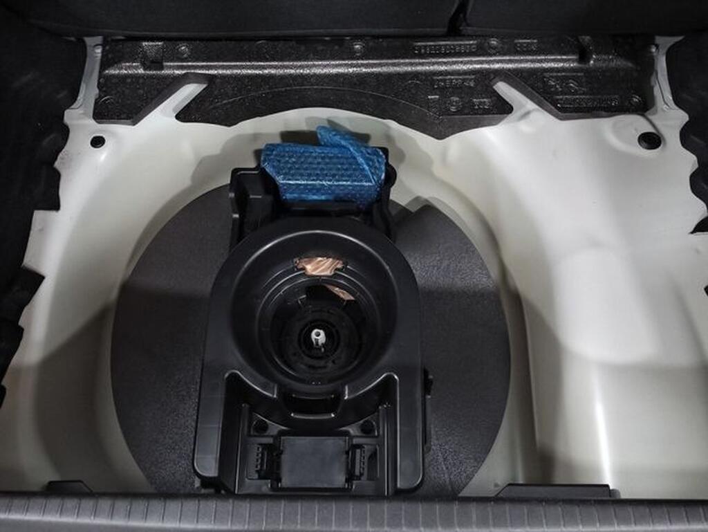 Peugeot 208 Style HYBRID 110 eDCS6 34