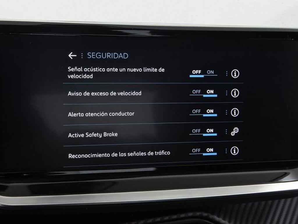 Peugeot 208 Style HYBRID 110 eDCS6 28