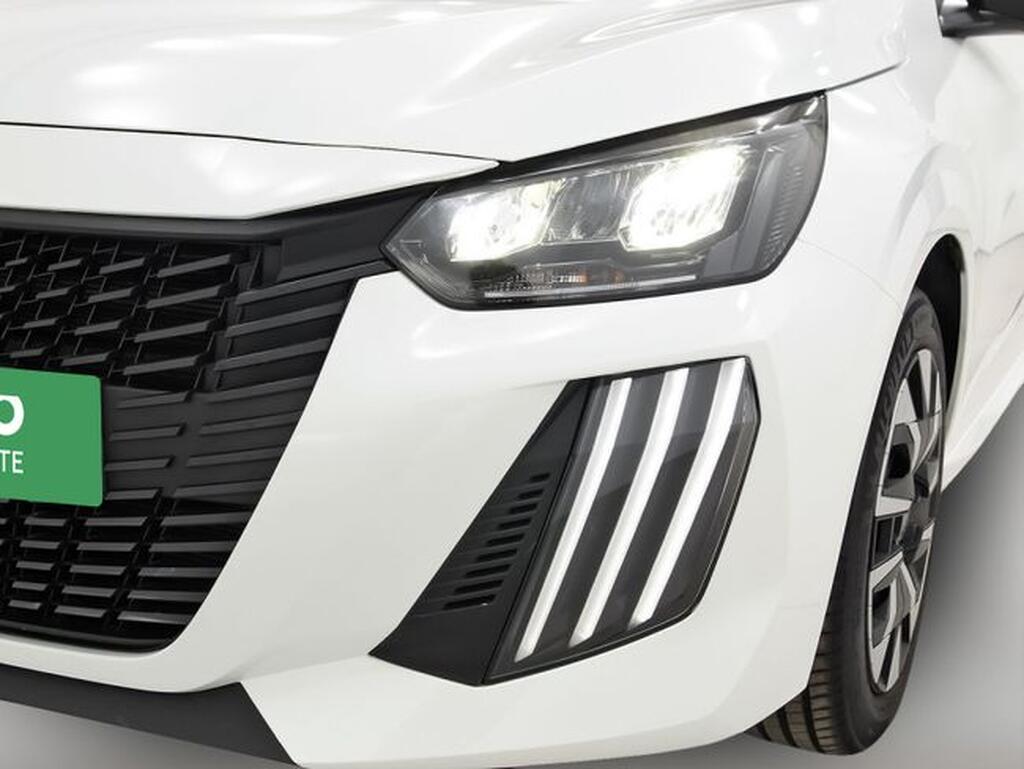 Peugeot 208 Style HYBRID 110 eDCS6 32