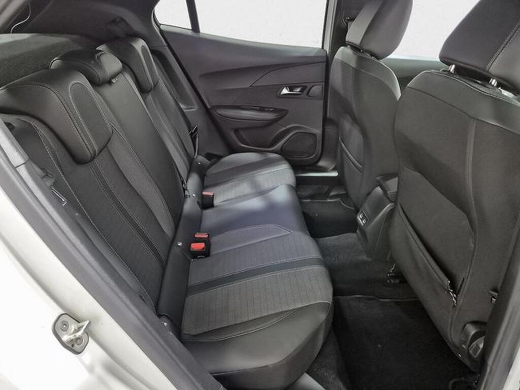 Peugeot 2008 Allure Pack BlueHDI 130 S&S EAT8 Segunda mano