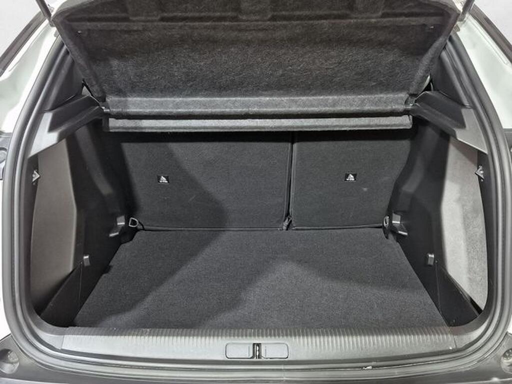 Peugeot 2008 Allure Pack BlueHDI 130 S&S EAT8 Segunda mano