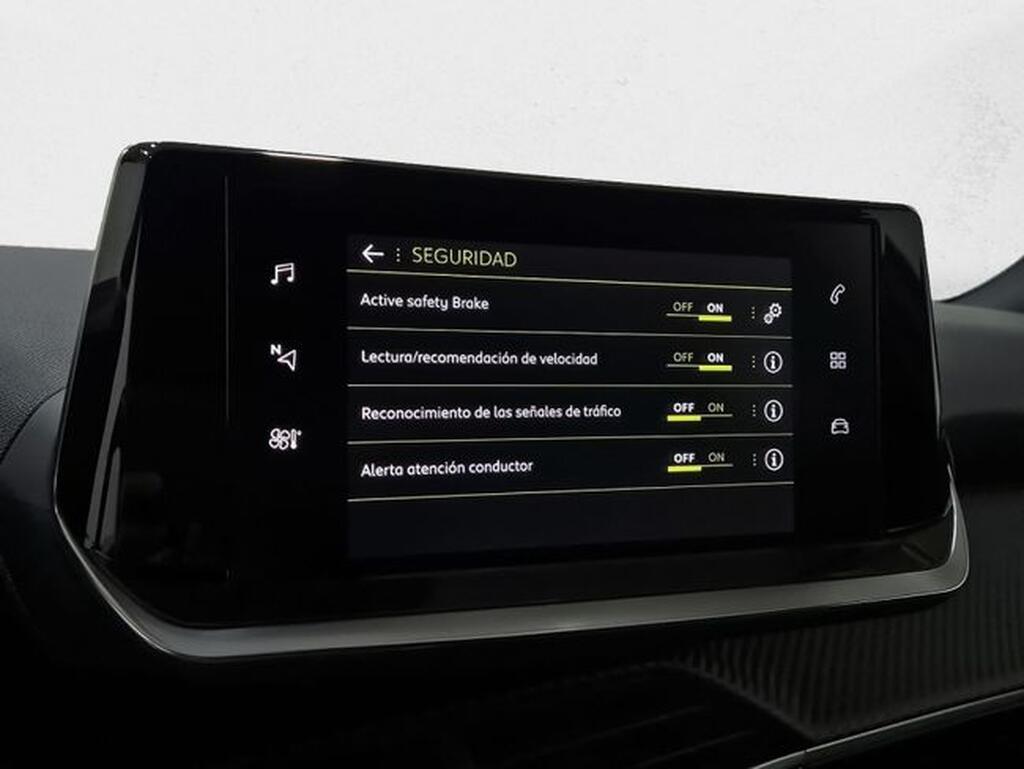 Peugeot 2008 Allure Pack BlueHDI 130 S&S EAT8 Segunda mano