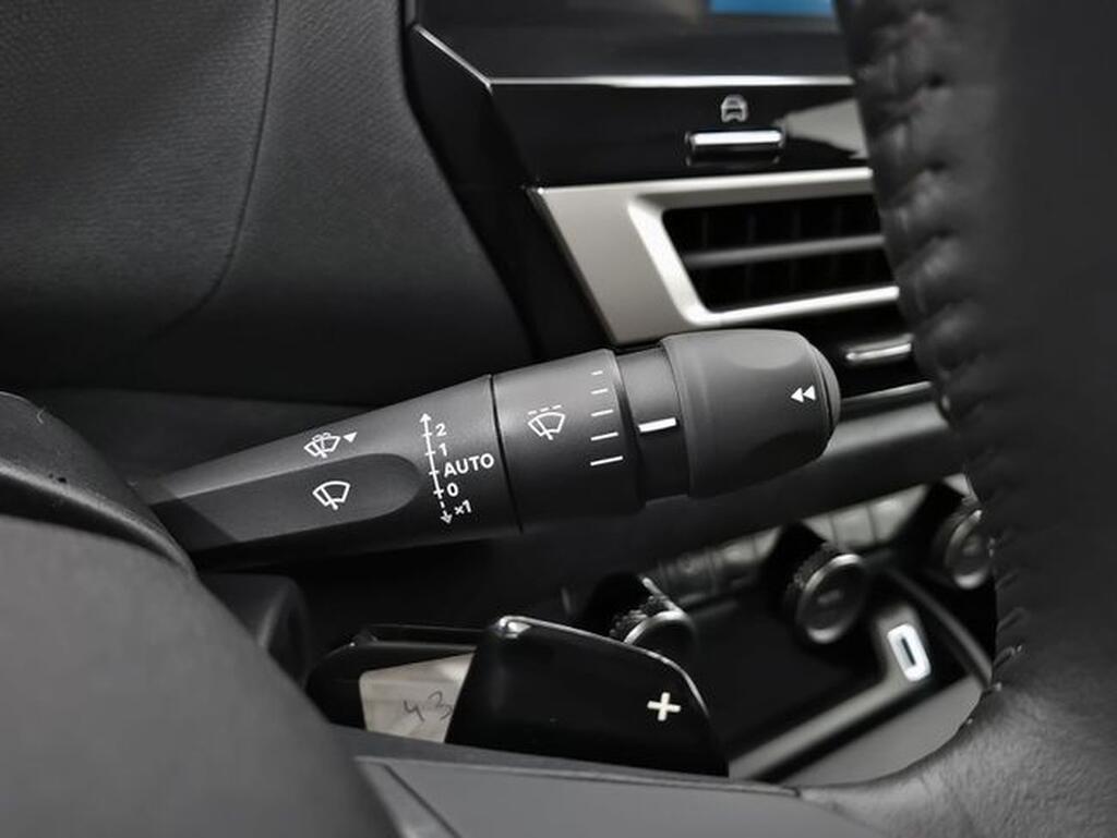 Citroën C4 Hybrid 145 ë-DCS6 Plus Segunda mano