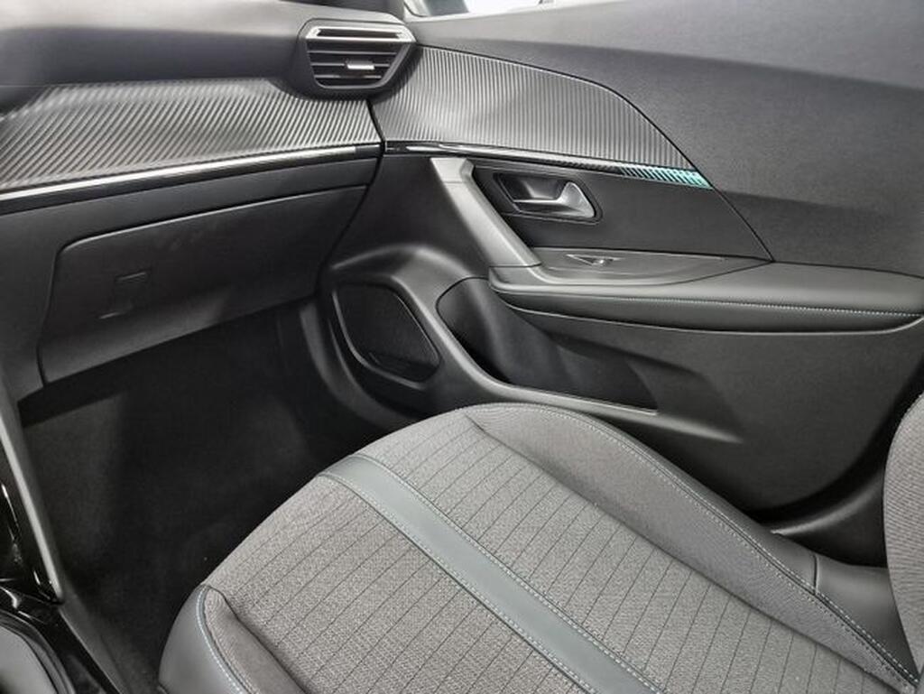 Peugeot 2008 Allure Pack Puretech 100 S&S 6 Vel. MAN Segunda mano