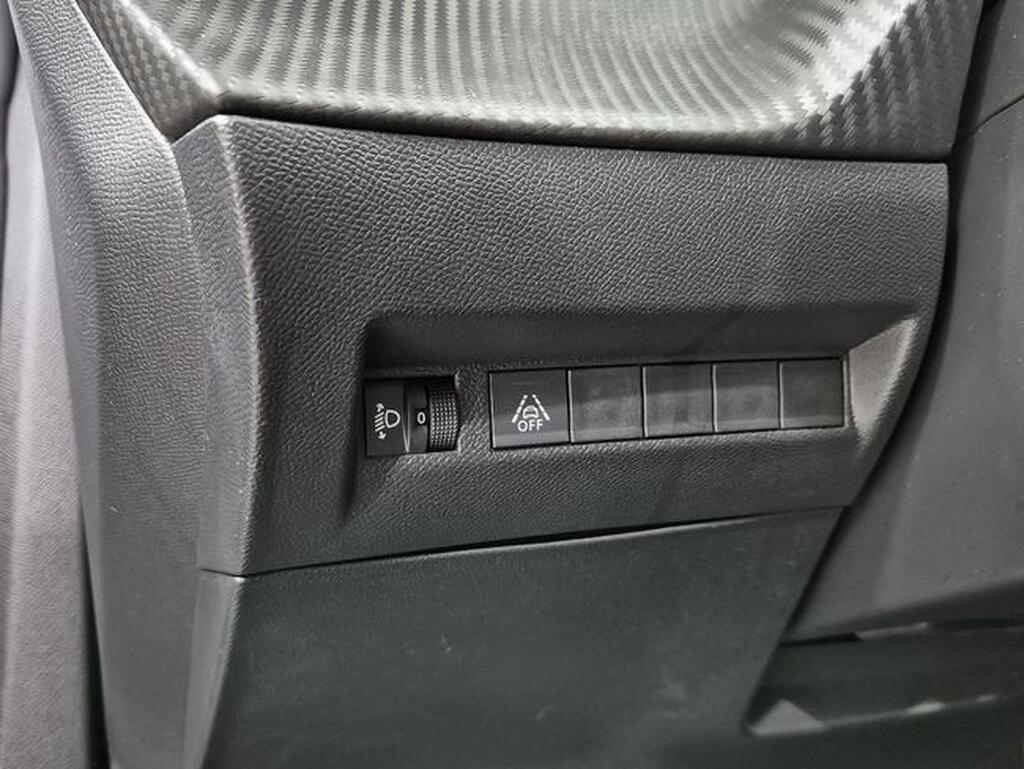 Peugeot 2008 Allure Pack Puretech 100 S&S 6 Vel. MAN Segunda mano