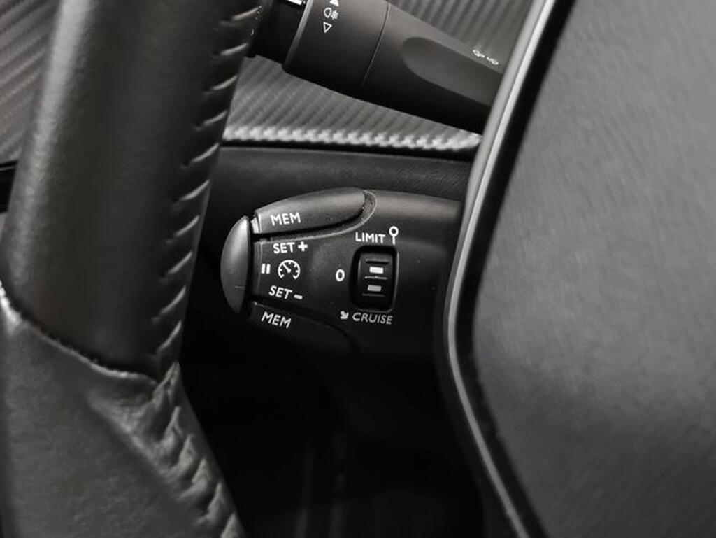 Peugeot 2008 Allure Puretech 130 S&S BVM6 Segunda mano