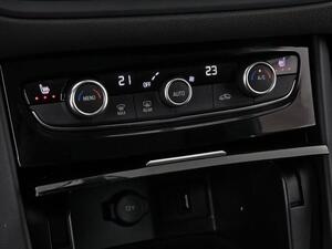 Opel Grandland 1.2 TURBO GS 5P 28