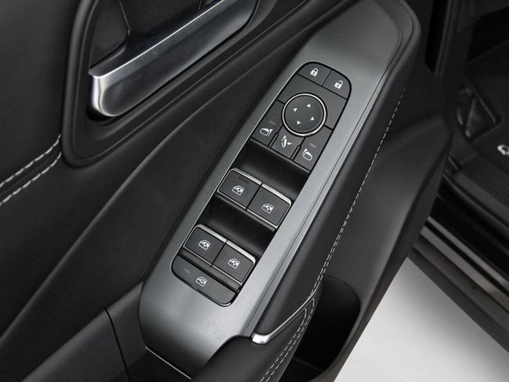 Nissan Qashqai DIG-T 116kW CVT N-Connecta Segunda mano