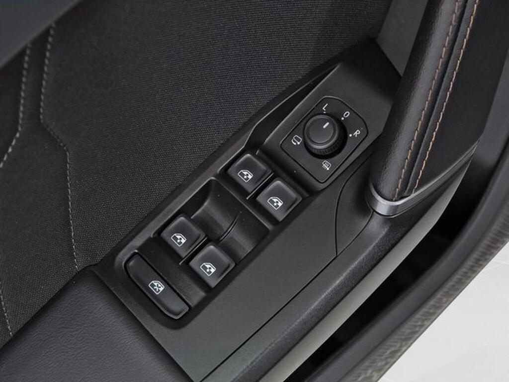 CUPRA León 1.5 eTSI 110kW (150CV) DSG Segunda mano