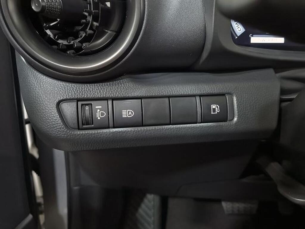 Toyota C-HR 1.8 140H Advance Segunda mano
