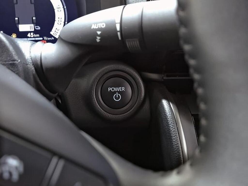 Toyota C-HR 1.8 140H Advance Segunda mano